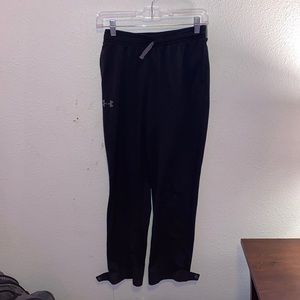 Black UnderArmor joggers